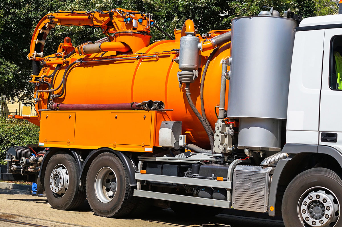 Vacuum Truck Hire Vacuum Excavation Equipped Civil and Earthmoving